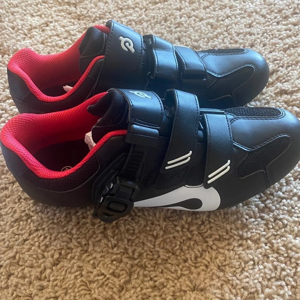 Peloton cycling shoes